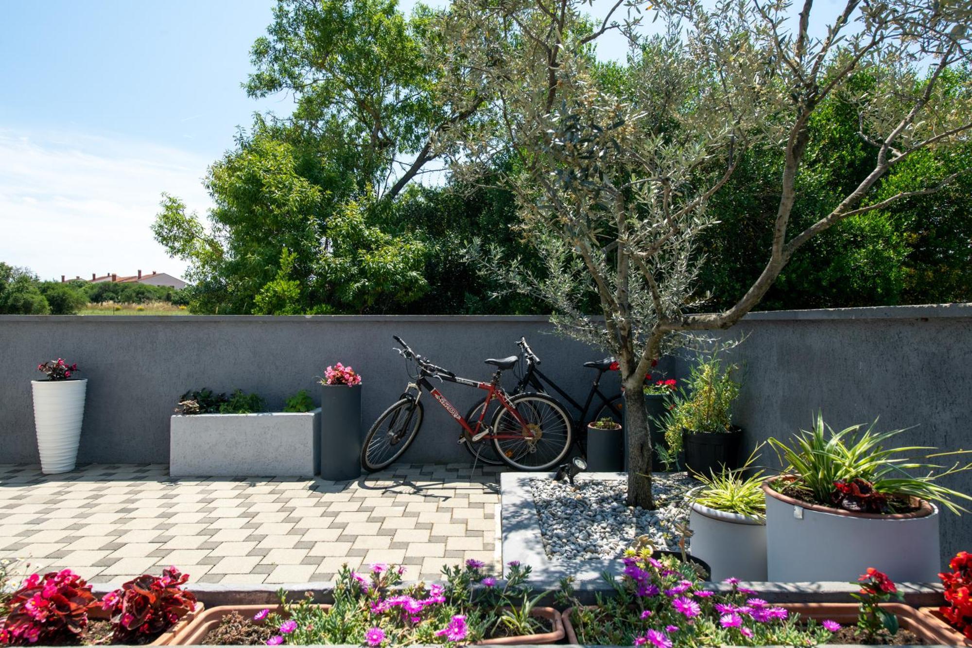 Apartments Greta & Ivona PUY Exterior foto